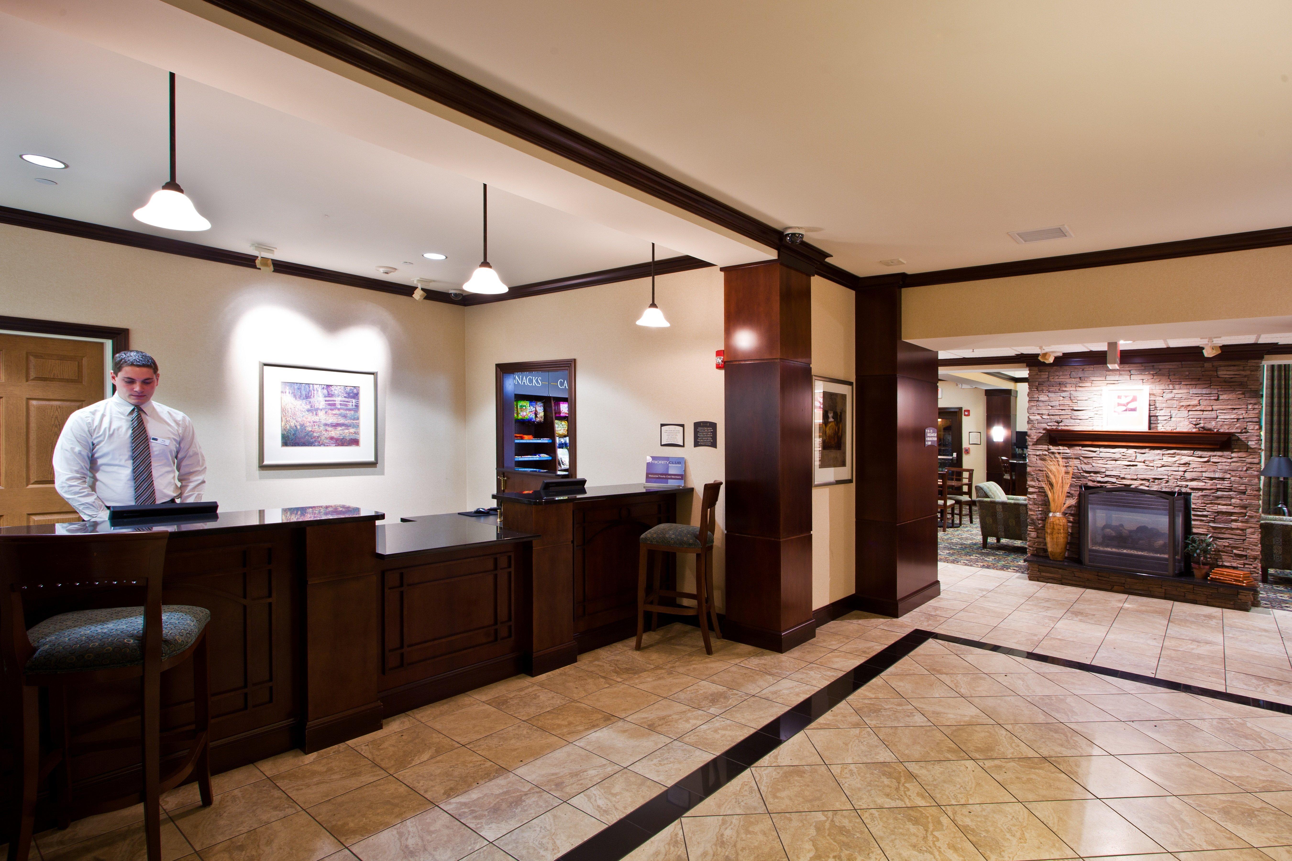 Staybridge Suites Lansing-Okemos By Ihg Exterior photo
