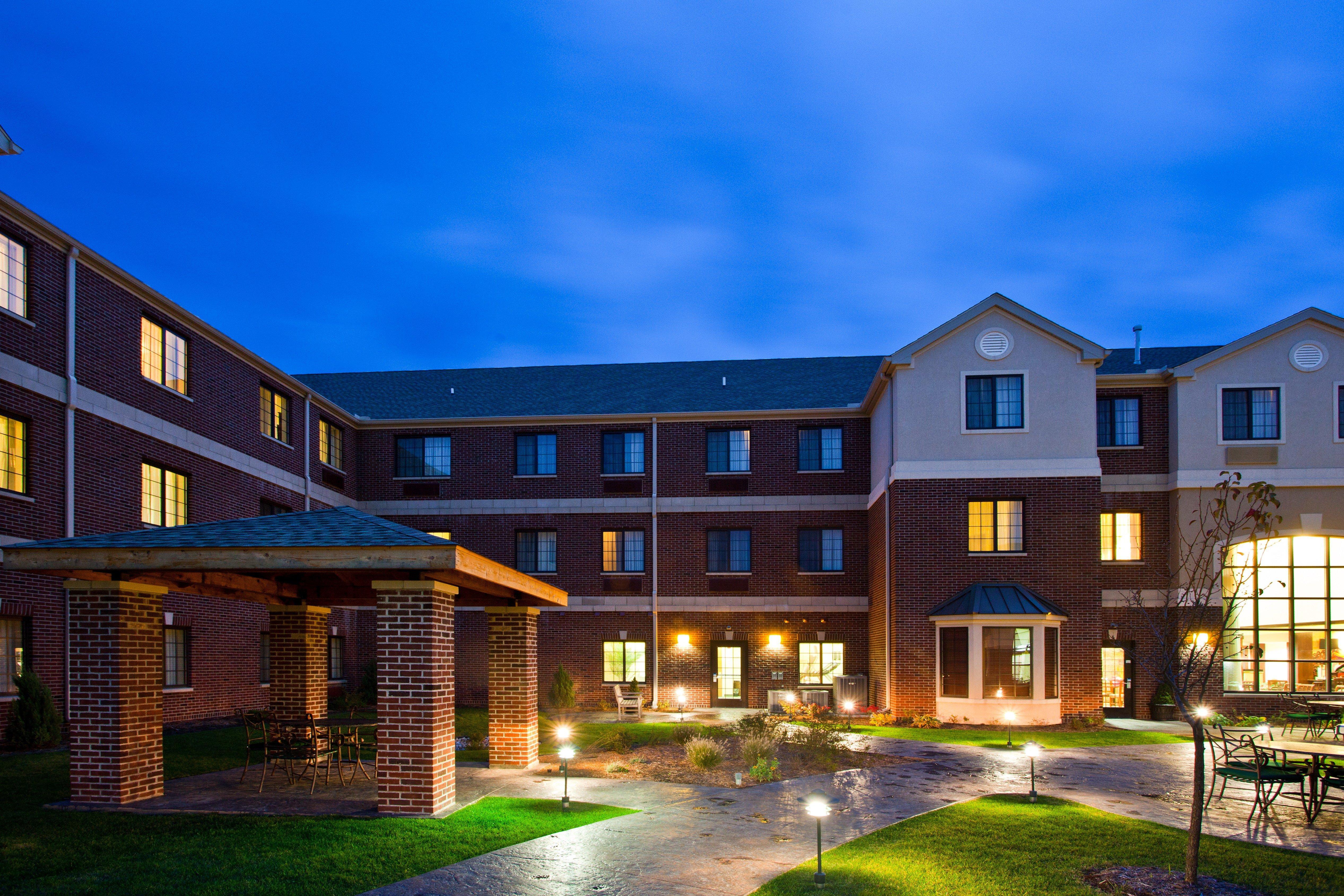 Staybridge Suites Lansing-Okemos By Ihg Exterior photo