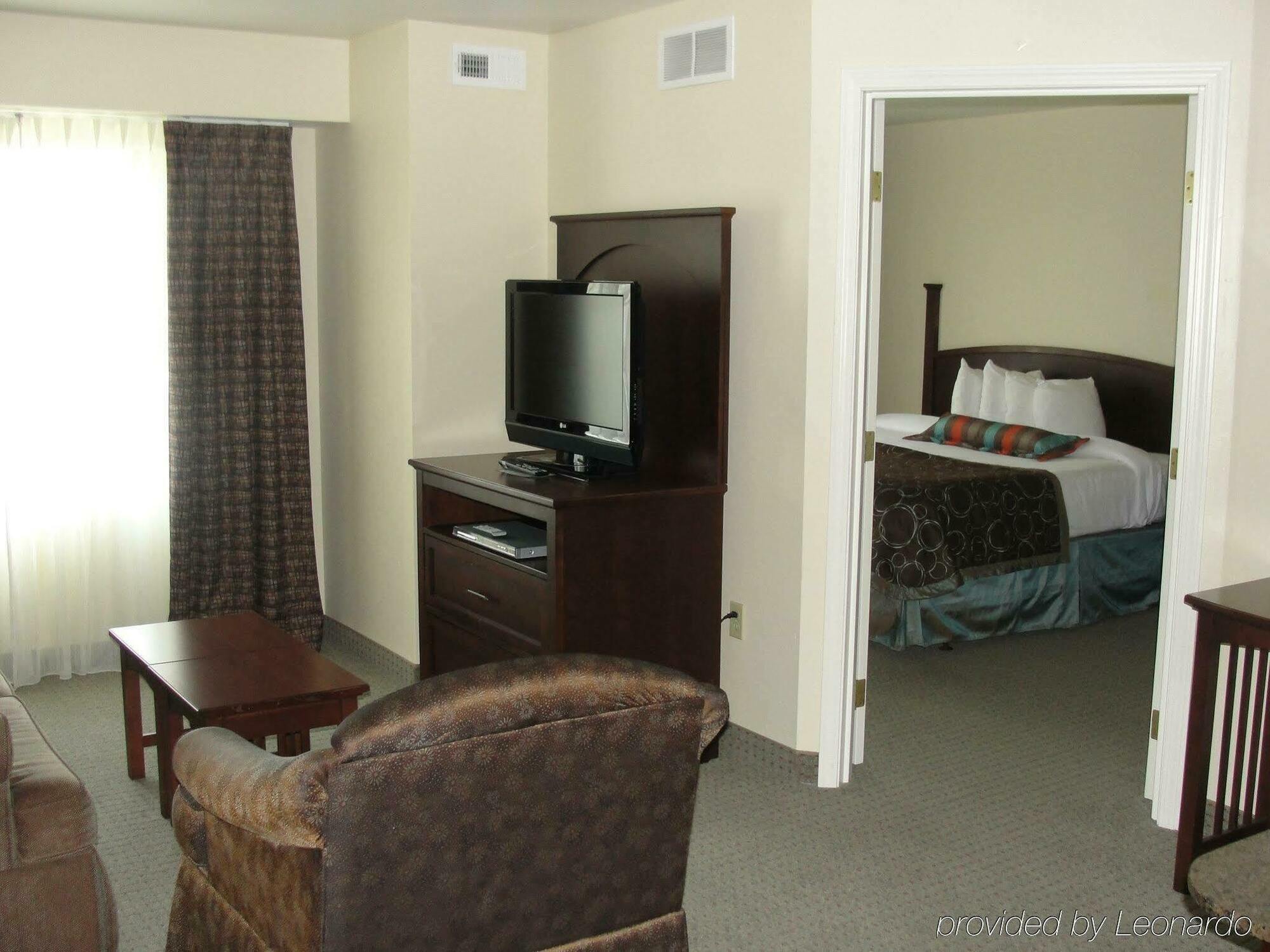 Staybridge Suites Lansing-Okemos By Ihg Exterior photo